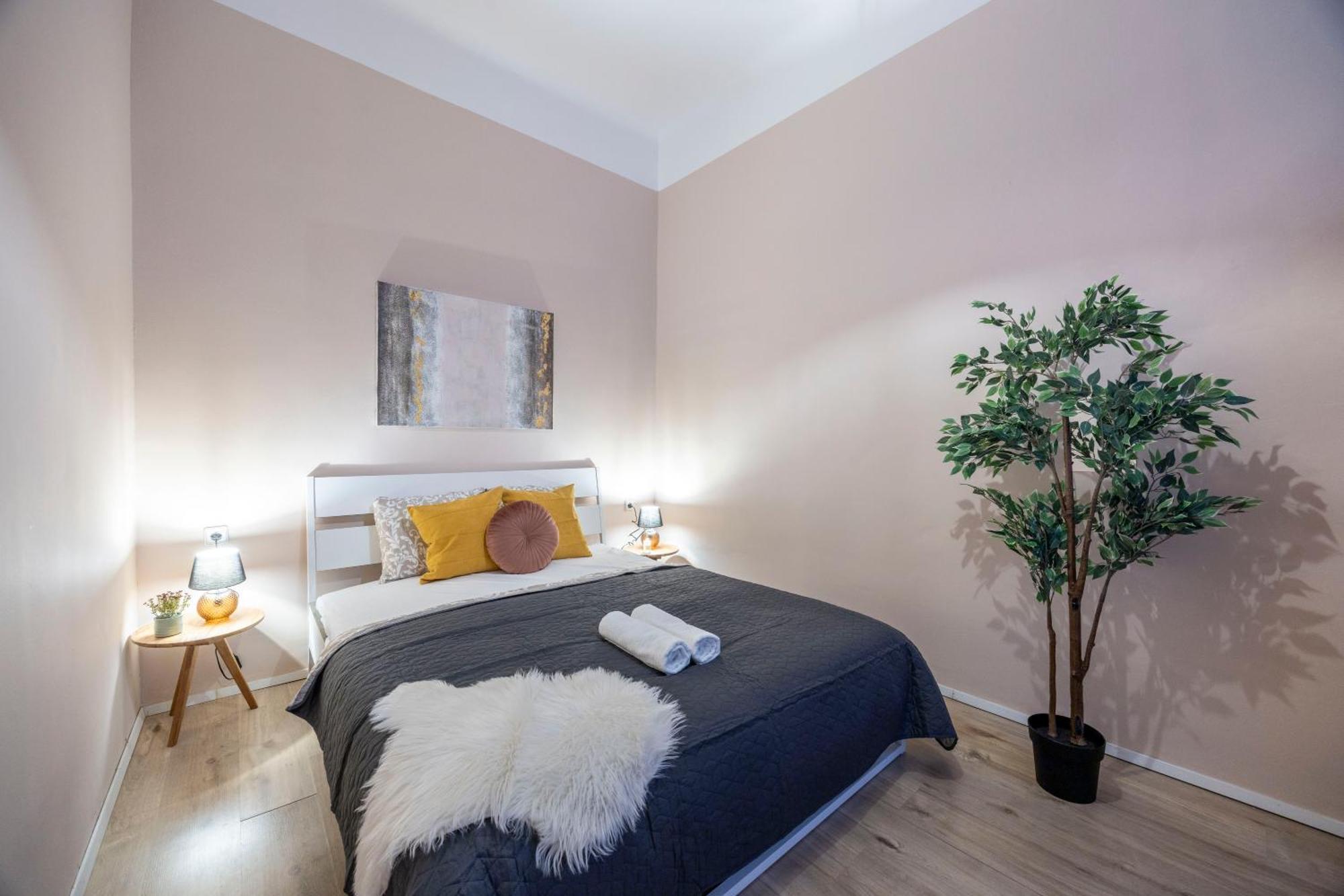 Prime Location & Cozy Central 3Bedrm Apartment بودابست المظهر الخارجي الصورة