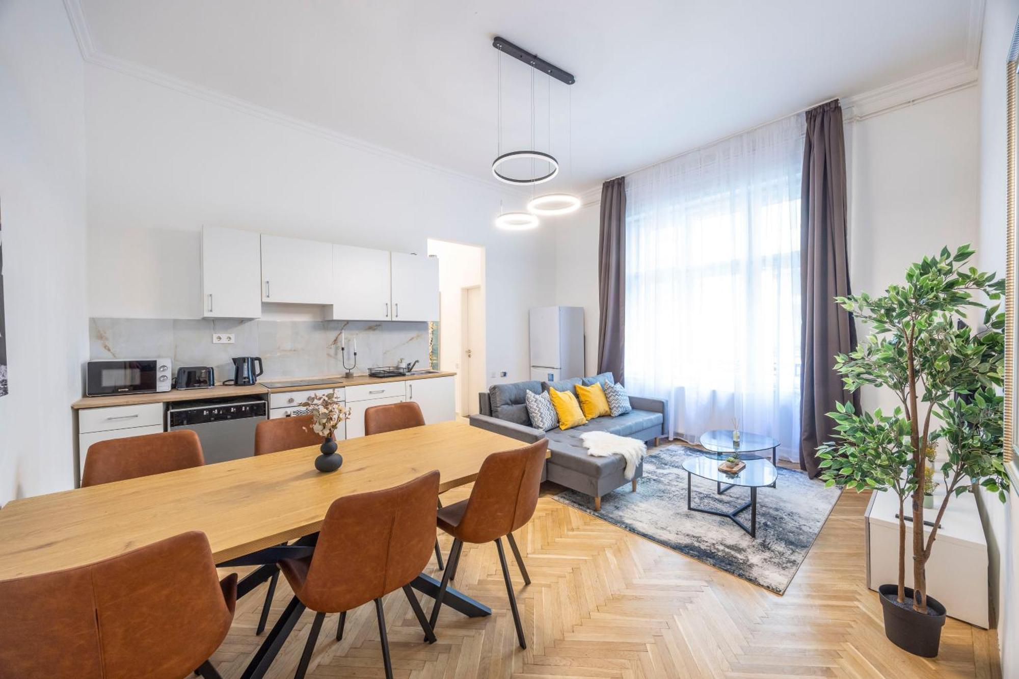 Prime Location & Cozy Central 3Bedrm Apartment بودابست المظهر الخارجي الصورة